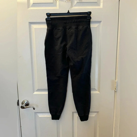 Lululemon sweatpants size 6 navy blue - Picture 2 of 3